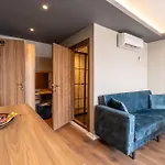 Hotel Halic *