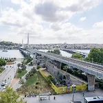 Halic Hotel *