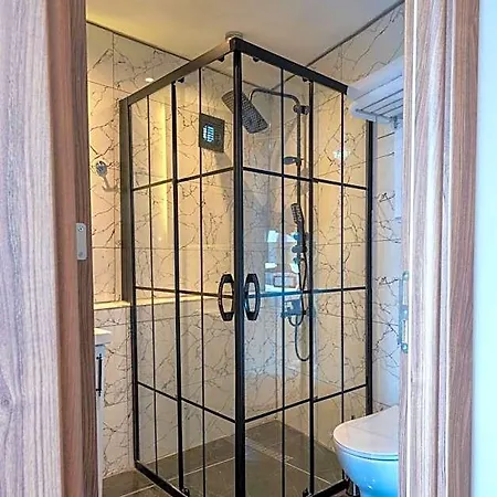 Haliç *